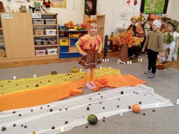 2025-10-22 Jesienna moda u Krasnali